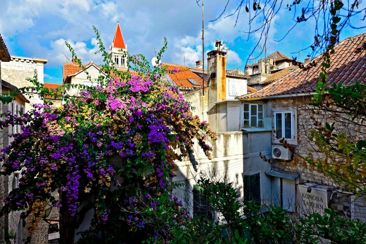 Romantic Rooms Gena Trogir Extérieur photo
